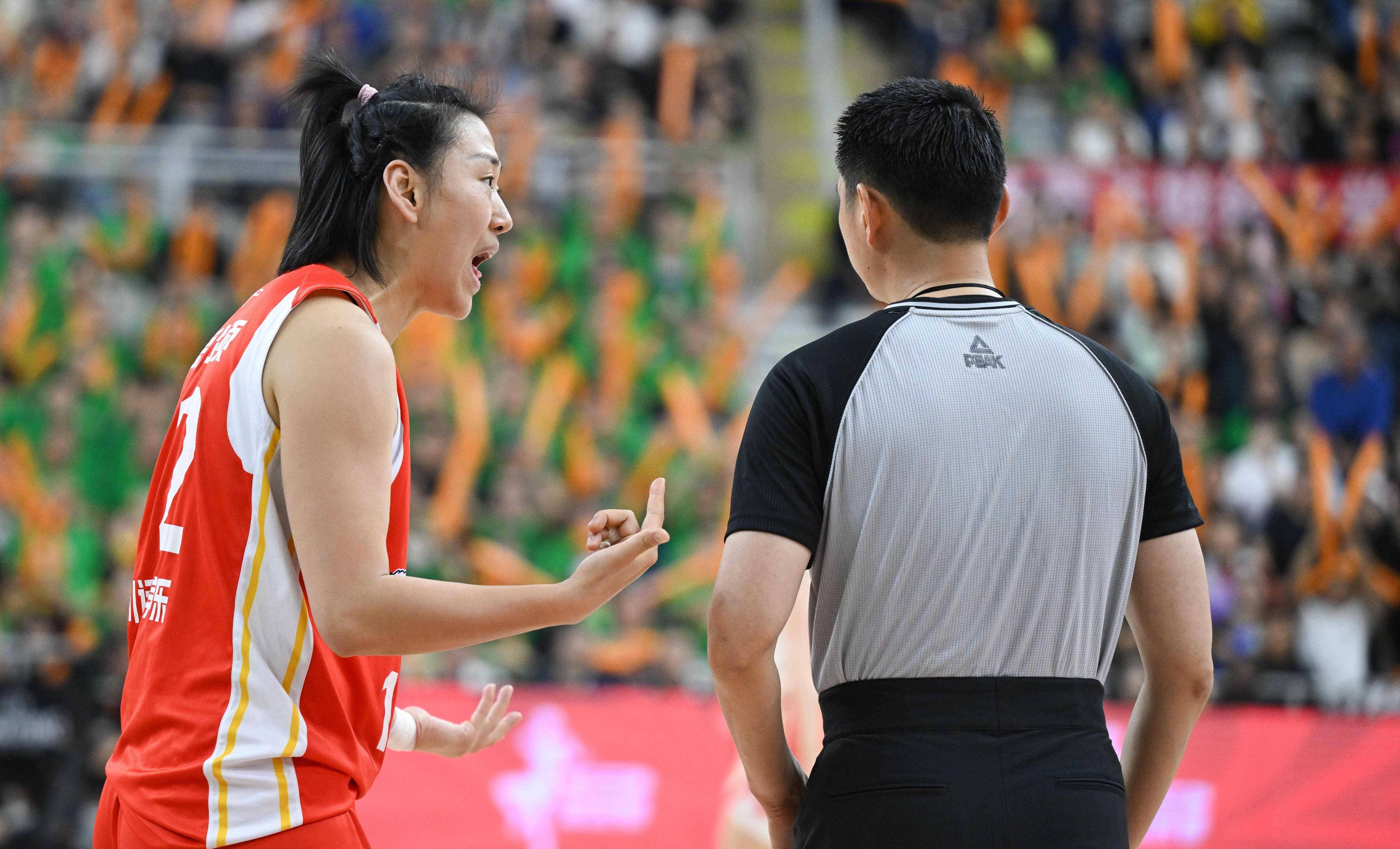 开云体育-篮球比赛中球员们的团队合作备受赞誉