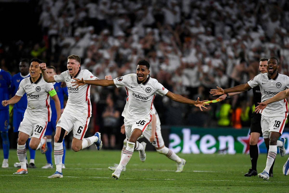 显示控卫技术,法兰克福积极备战下一场比赛的简单介绍 显示控卫技术,法兰克福积极备战下一场比赛的简单介绍