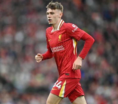 包含利物浦新援将租借加盟罗马，成为球队中场新焦点的词条