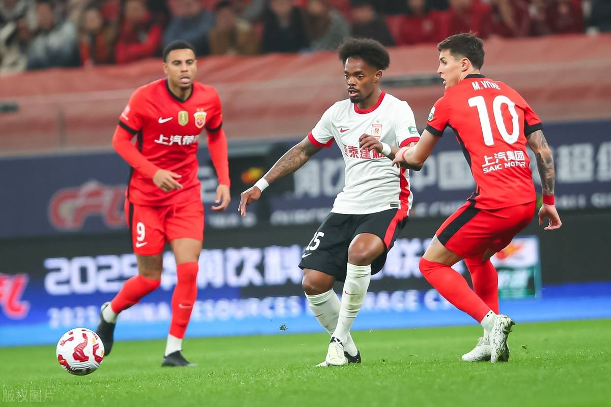 开云体育入口-关于长春亚泰主场惨败，保级形势严峻的信息