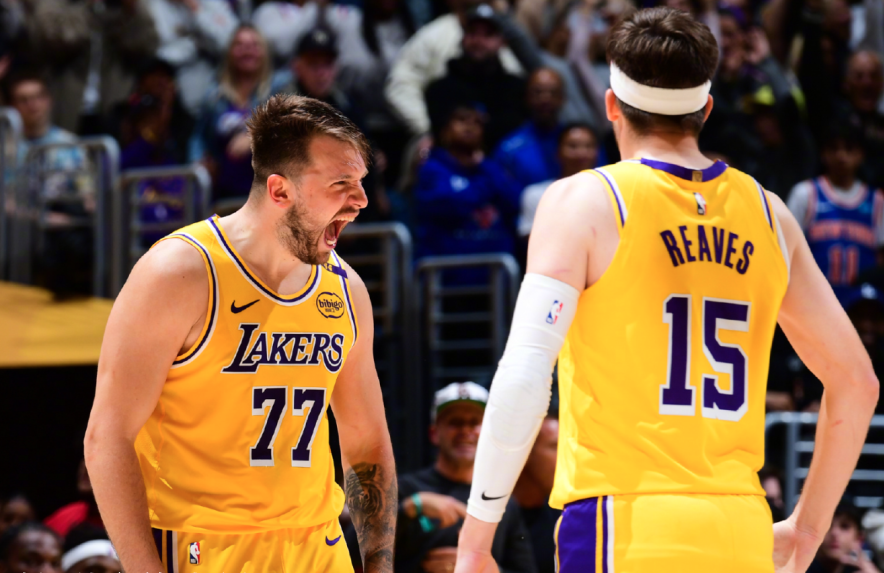 开云体育中国-黄蜂全队发挥出色,联手战胜西部劲旅