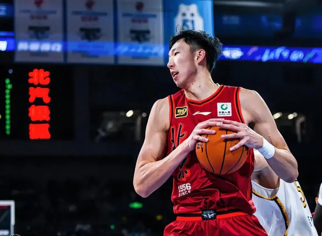 开云体育在线-陕西队主场遭遇惨败，失去领先地位