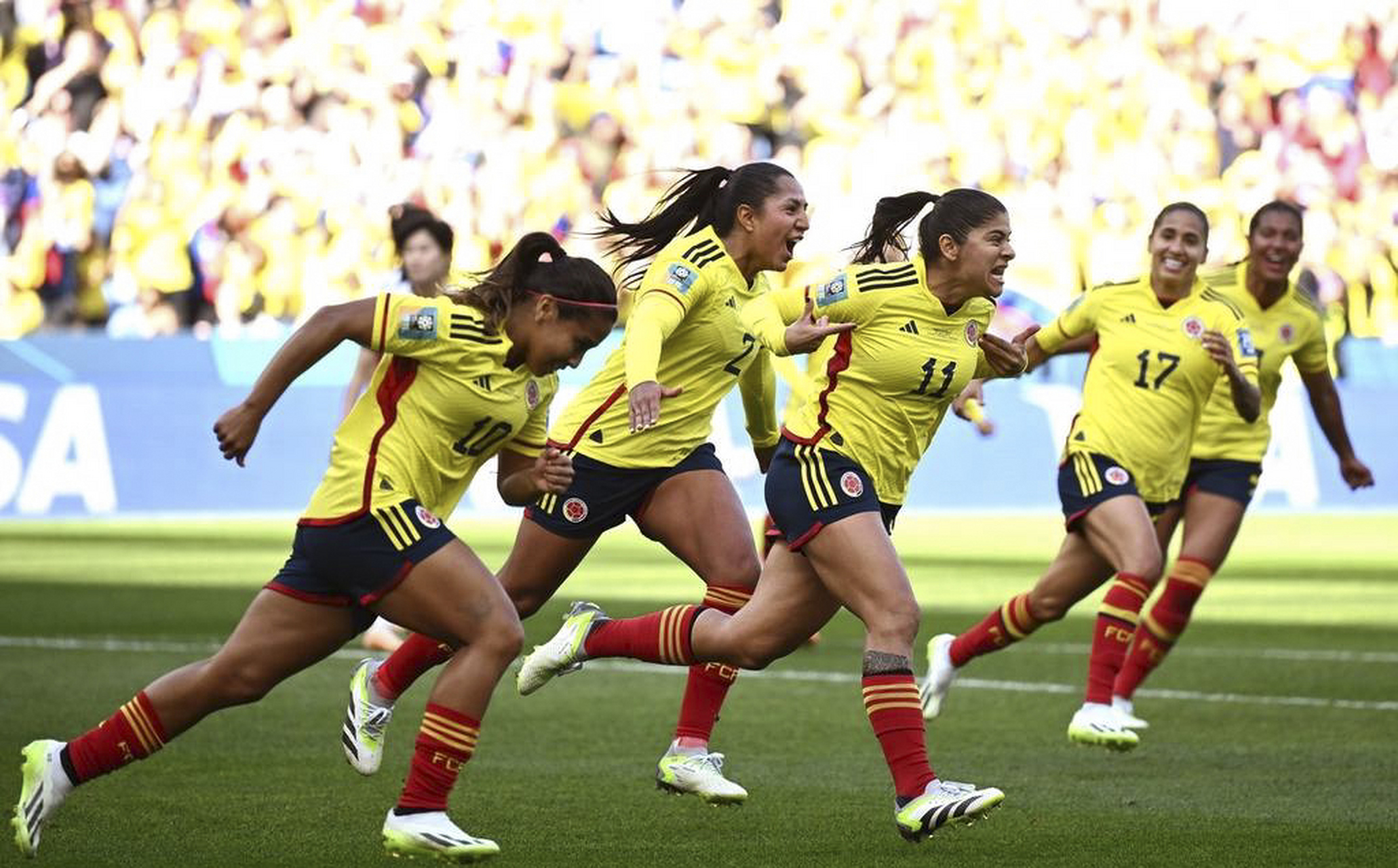 开云体育在线-哥伦比亚女足实力抢眼，晋级八强