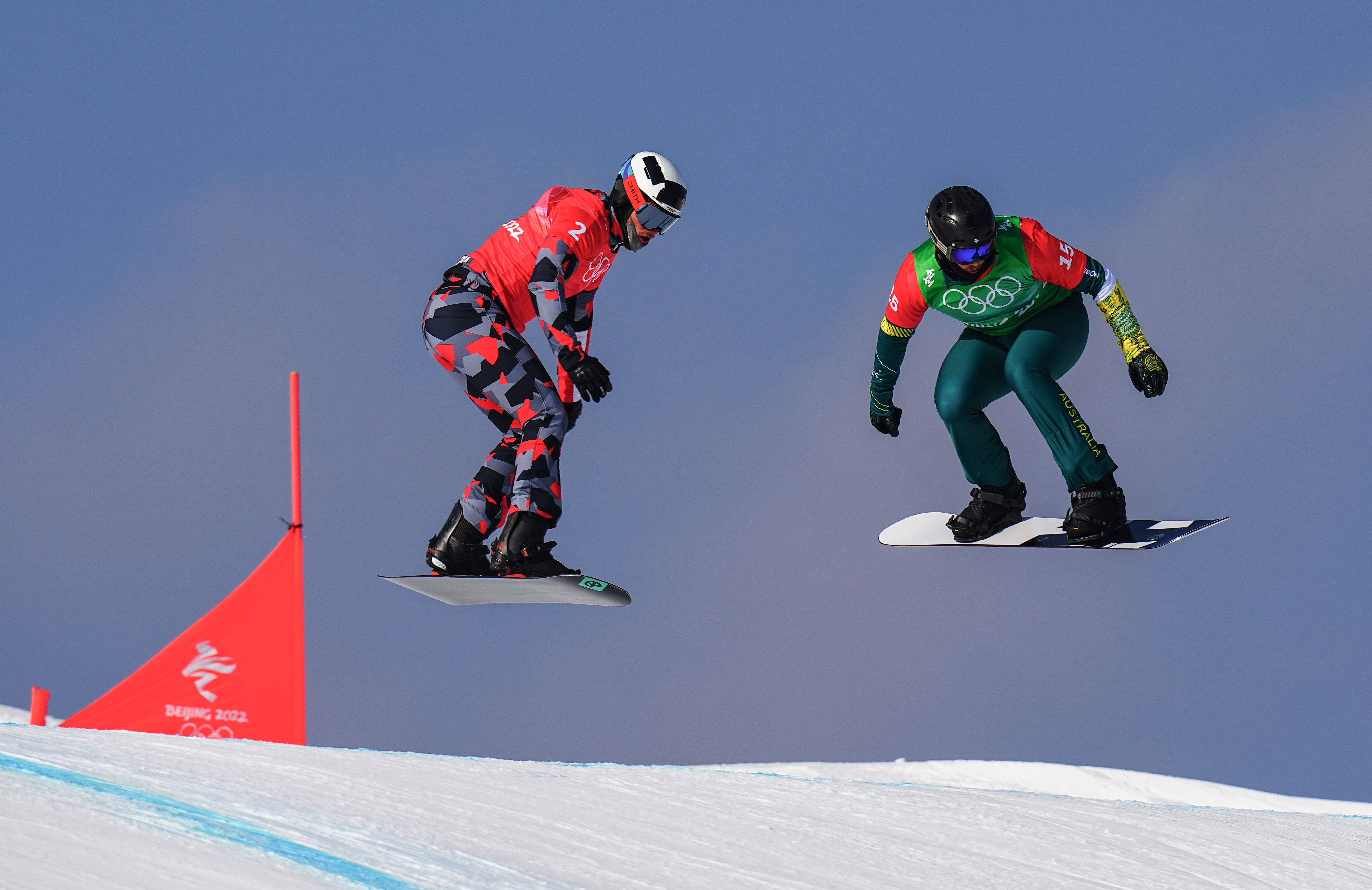 韩国滑雪运动员在单板滑雪项目中称霸 韩国滑雪运动员在单板滑雪项目中称霸