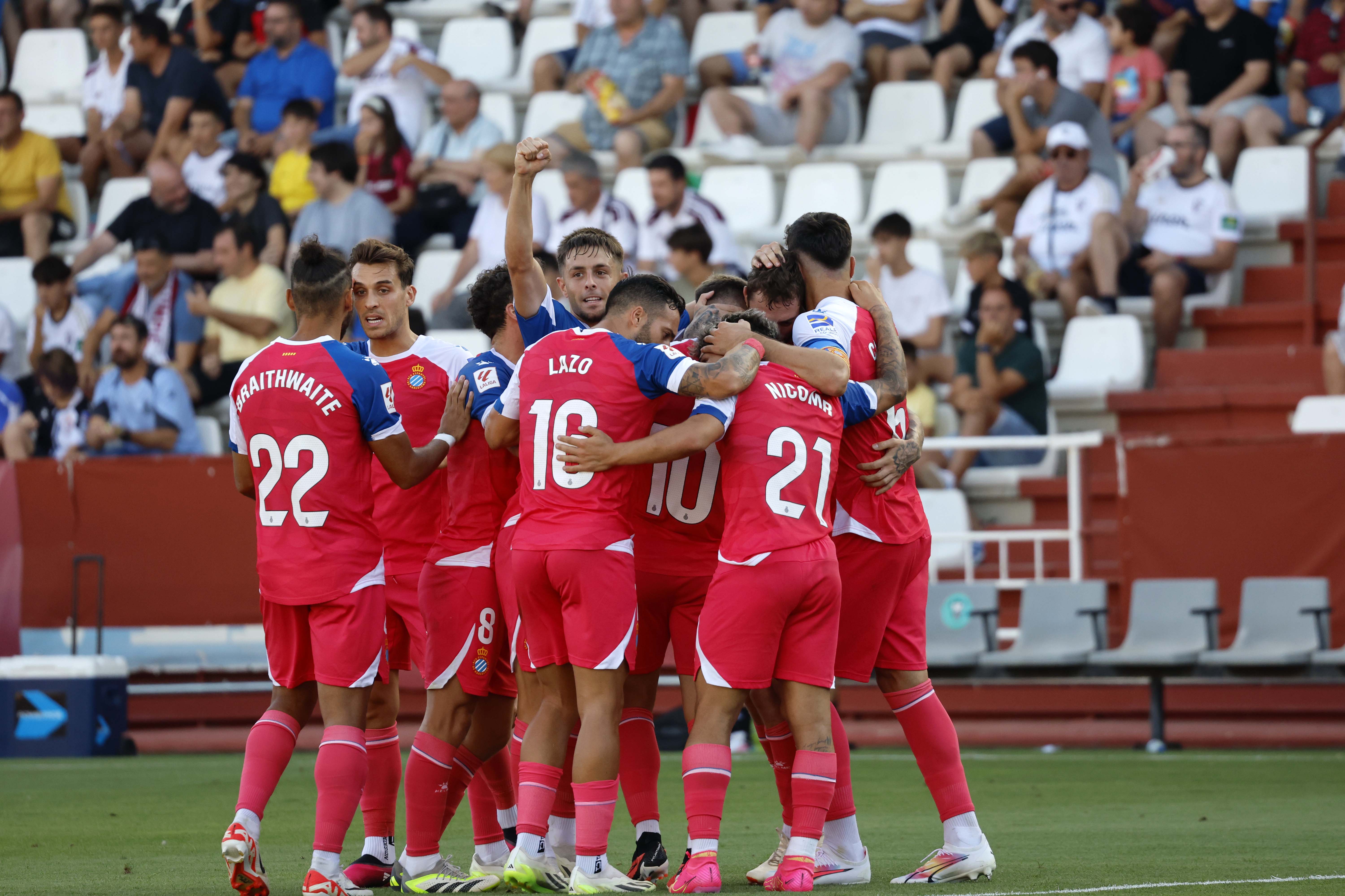 开云体育平台APP-西班牙联赛揭幕，顶尖球队齐聚争夺冠军！