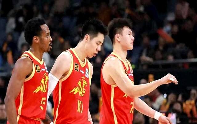 关于中亚地区实力对决，豪强争夺冠军头衔的信息