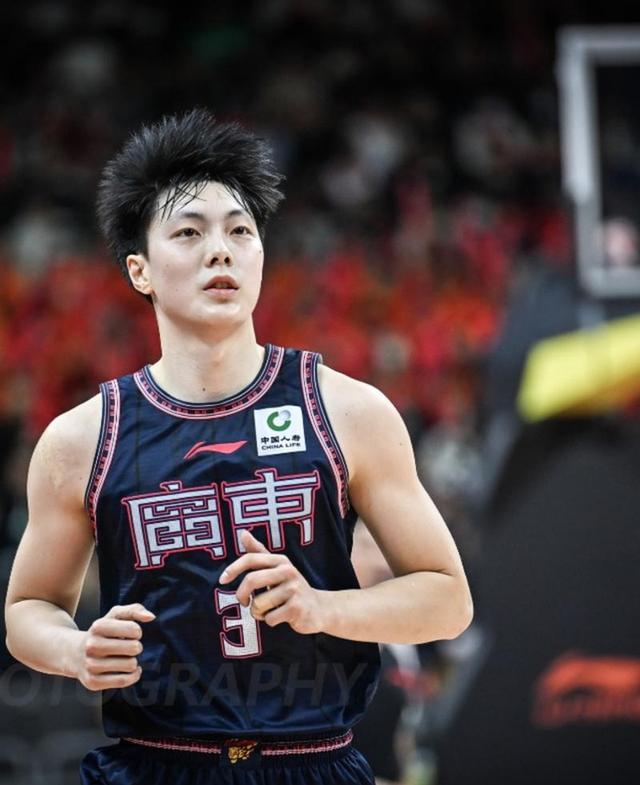 广东宏远遭遇不利,输球令球迷失望的简单介绍 广东宏远遭遇不利,输球令球迷失望的简单介绍