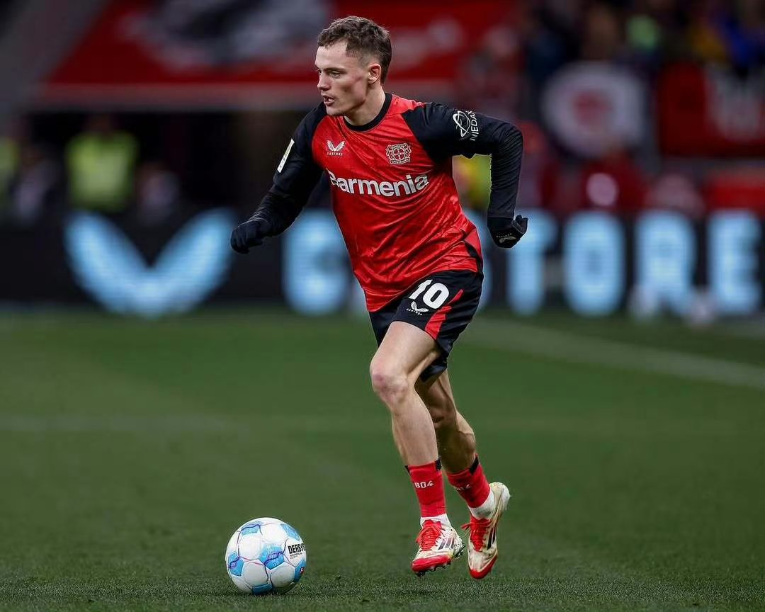 利兹联全队士气高涨，目标在眼前的简单介绍