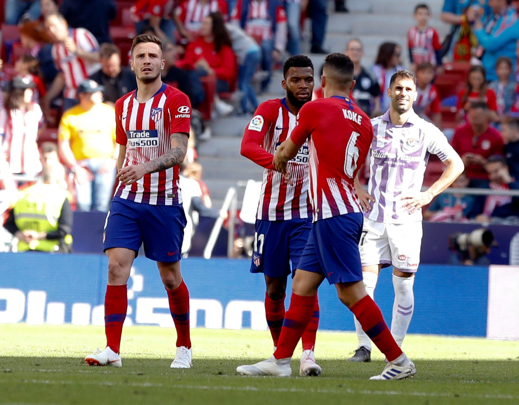 利物浦客场大胜西汉姆联,联赛领头羊保持优势 利物浦客场大胜西汉姆联,联赛领头羊保持优势