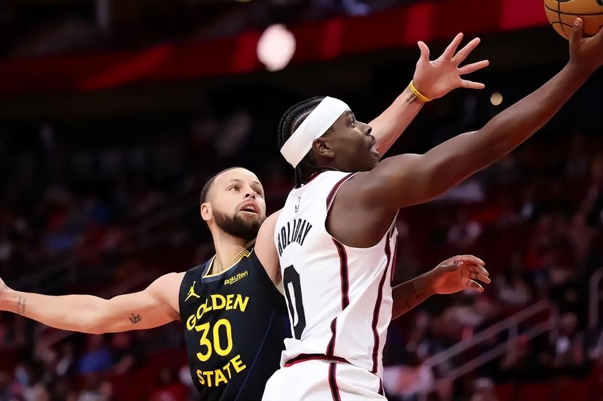 关于火箭惊险胜骑士,末节逆风翻盘!的信息 关于火箭惊险胜骑士,末节逆风翻盘!的信息