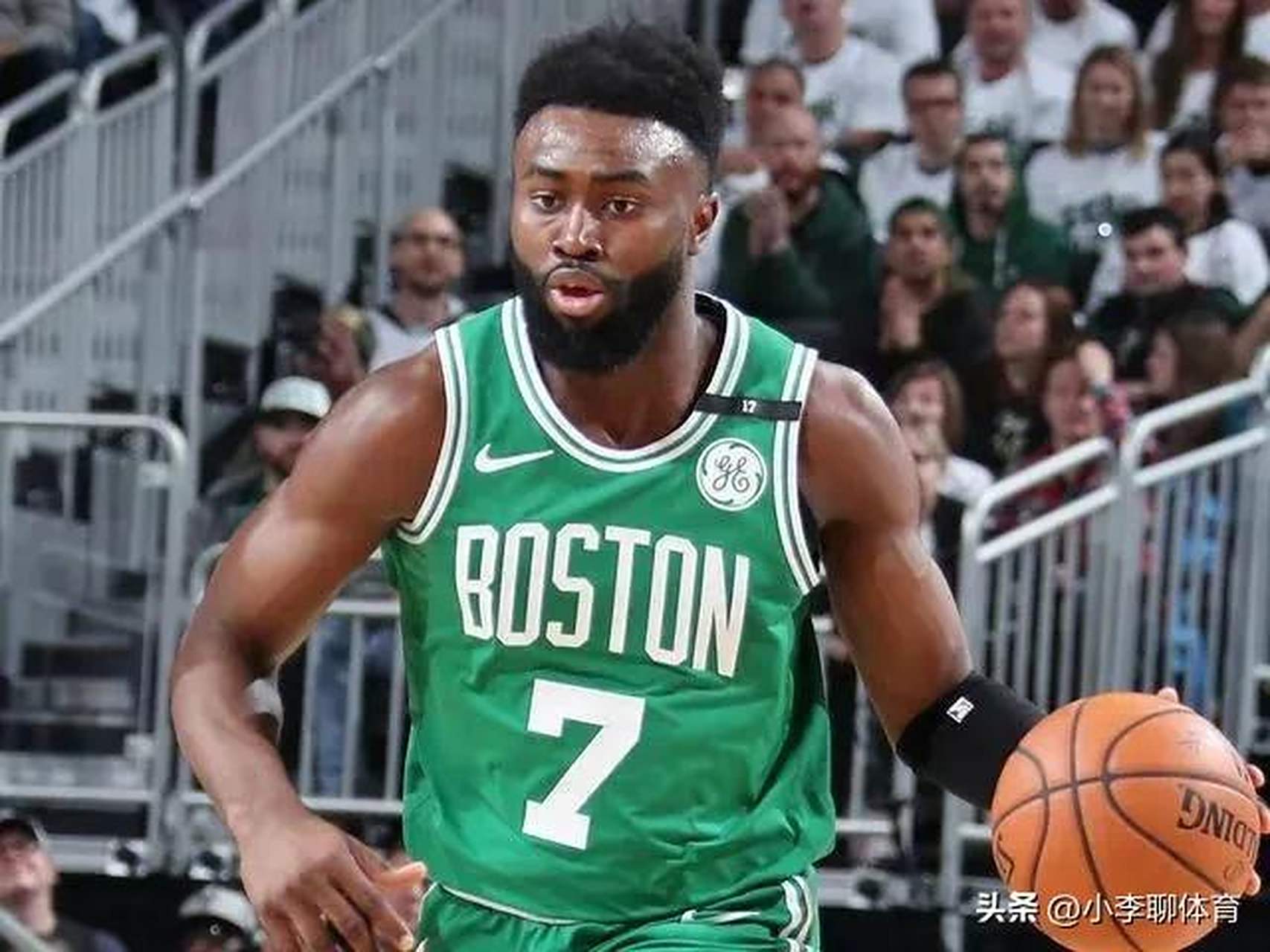 包含人击败凯尔特人，东部季后赛开门红的词条