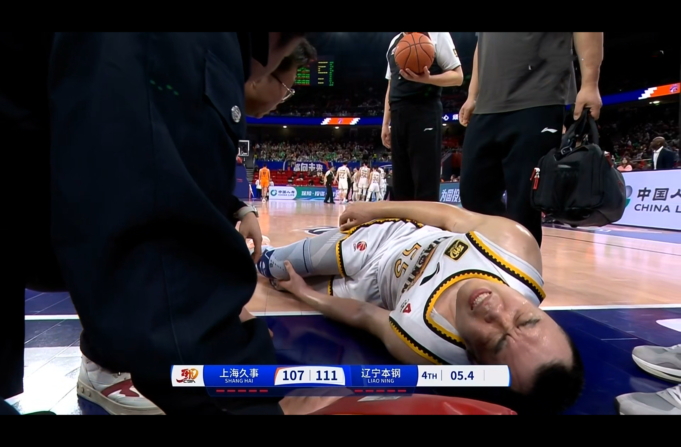 球员伤病抢救故事和康复进展的简单介绍 球员伤病抢救故事和康复进展的简单介绍