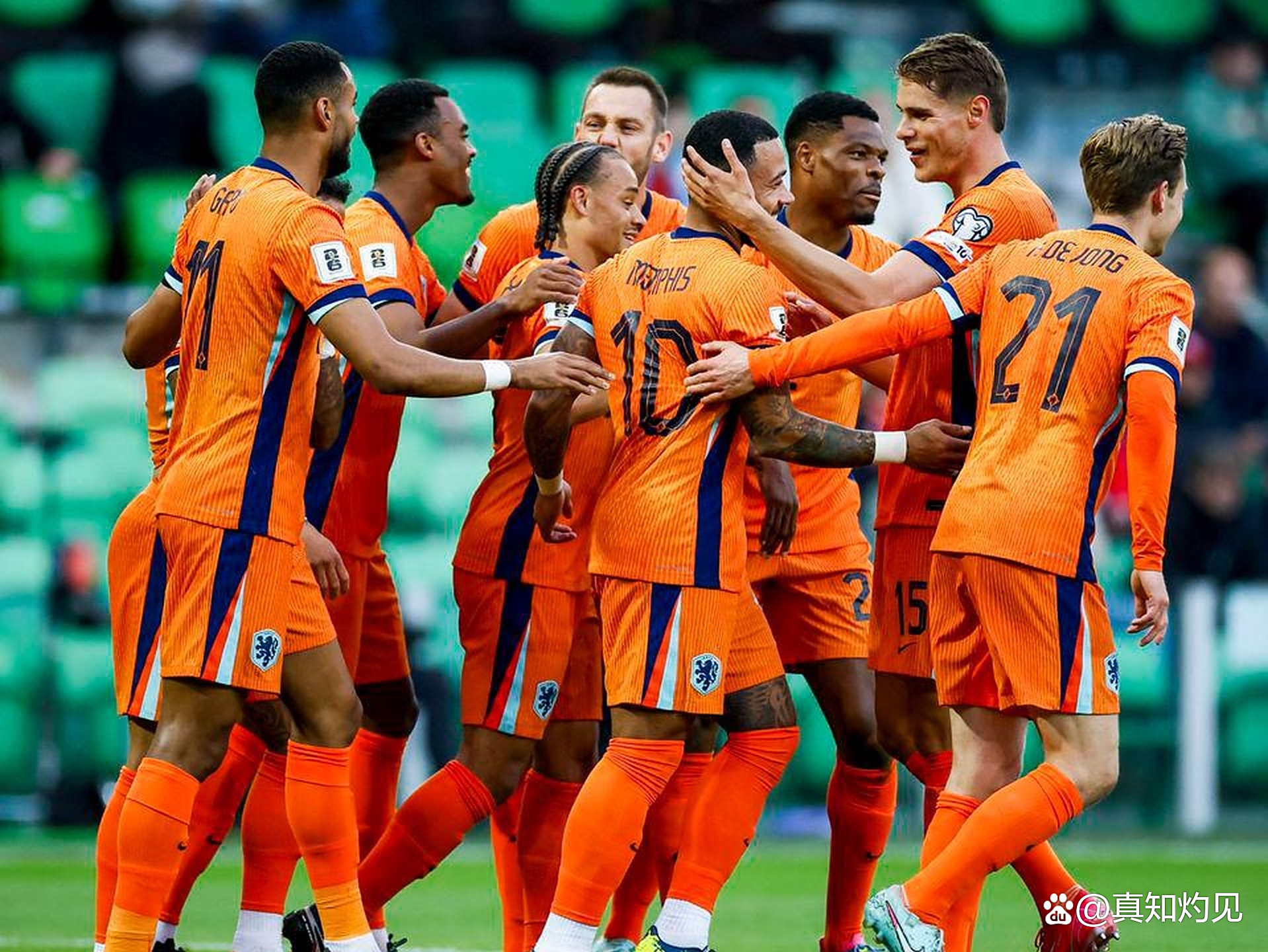 荷兰逆袭击败德国,惊险晋级 荷兰逆袭击败德国,惊险晋级