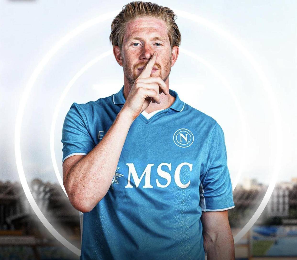 那不勒斯小将获得首发机会,表现令人耳目一新 那不勒斯小将获得首发机会,表现令人耳目一新