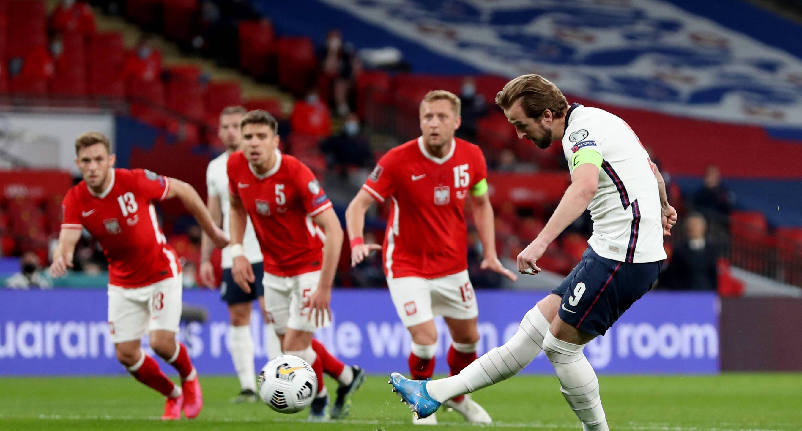 英格兰队晋级欧洲杯正赛，强势备战