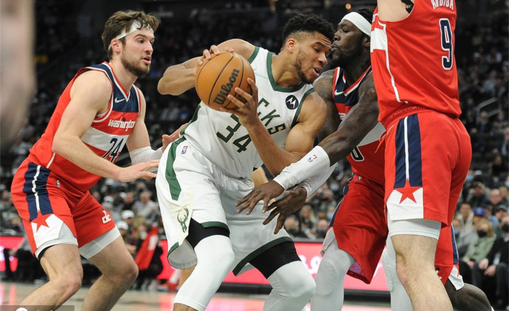 奇才负雄鹿，战绩继续下滑