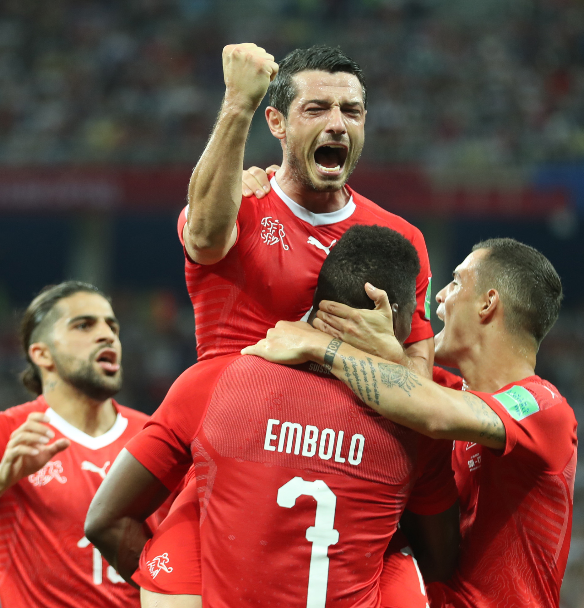 葡萄牙队绝杀波兰队,波尔带队取胜 葡萄牙队绝杀波兰队,波尔带队取胜