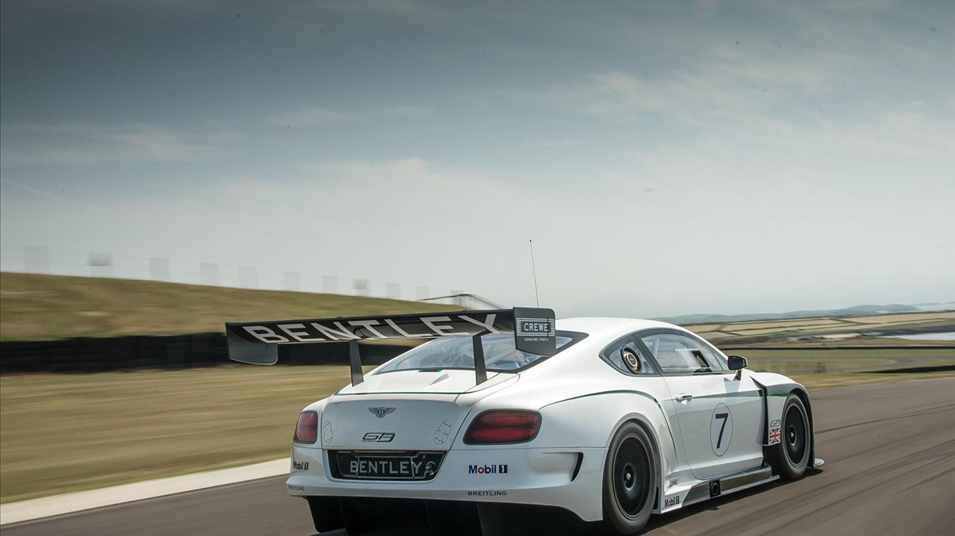 开云体育在线-当神迹遇上绞杀，库里评分拉满之夜，凯尔特人展示团队篮球的终极形态