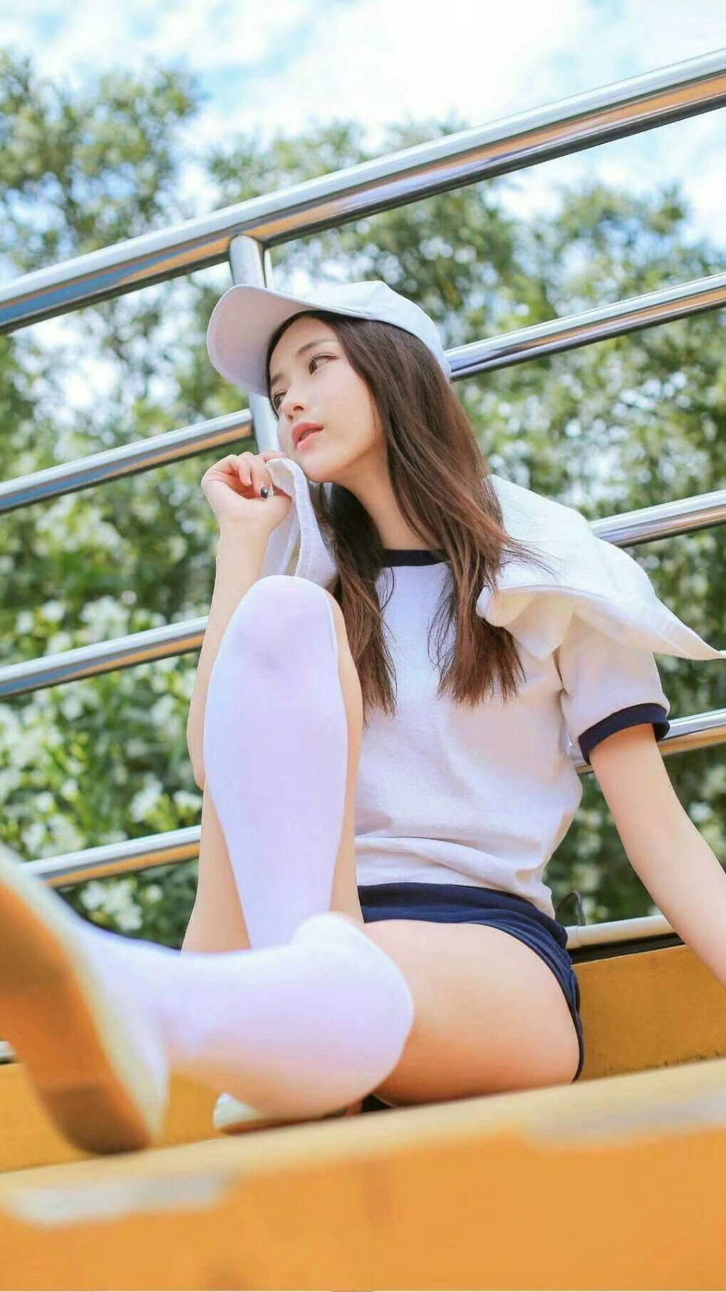 开云下载-双星闪耀，布伦森证名之战与雷霆的破局之夜